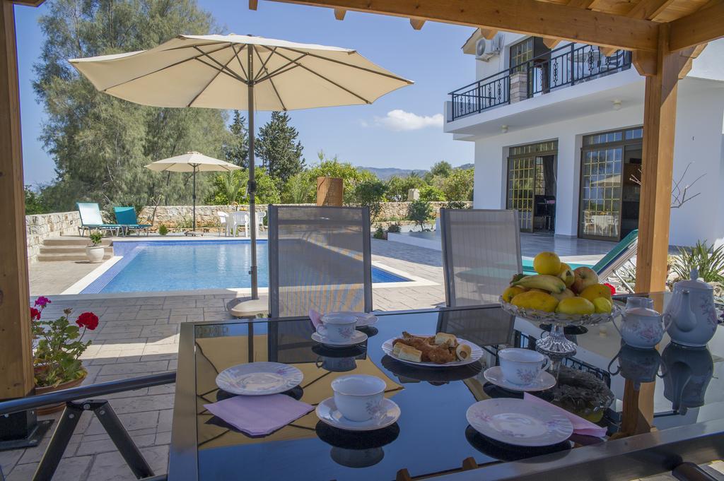 Savvas Villa Argaka Exterior photo